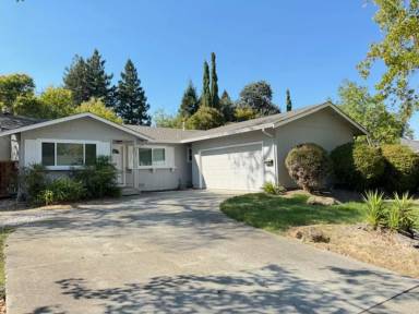 Main picture of 2661 Buena Vista Ave