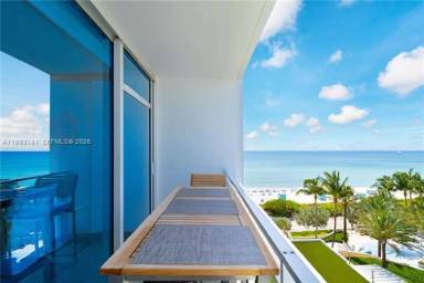 Main picture of Carillon Condo Miami Beach