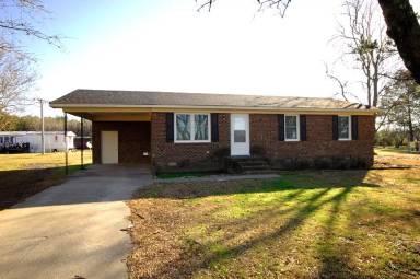 Main picture of 271 Rouse Chapel Rd