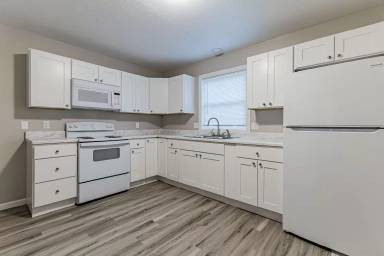 Main picture of 1603 Kings Way - A