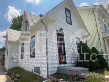Main picture of 262 E Garfield St