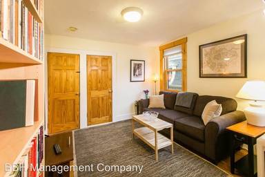 Main picture of 26 Hamlet St