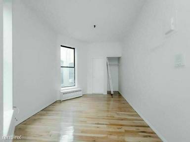 Main picture of 951 Amsterdam Ave
