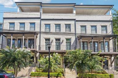 Main picture of 18 Peachtree Ave NE