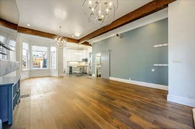 Main picture of 276 Fair Oaks St