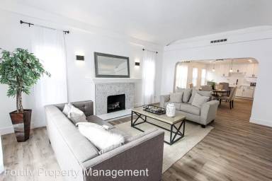Main picture of 3617 W 62nd St