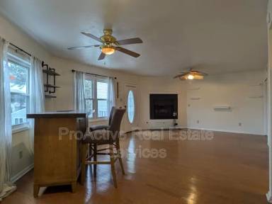 Main picture of 1326 W Ocean View Ave