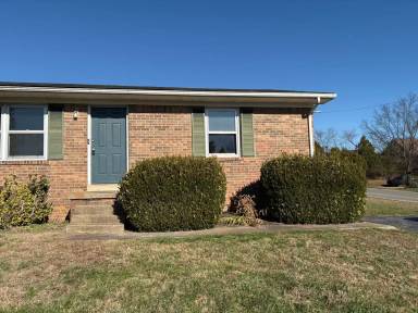 Main picture of 840 Lynnwood Way