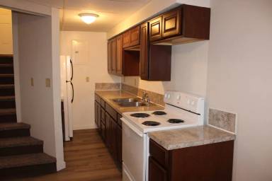 Main picture of 1004 Thurston St