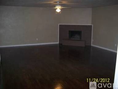 Main picture of 1908 Coronado St