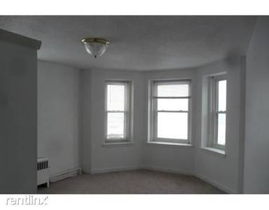 Main picture of 285 Lynn Shore Dr