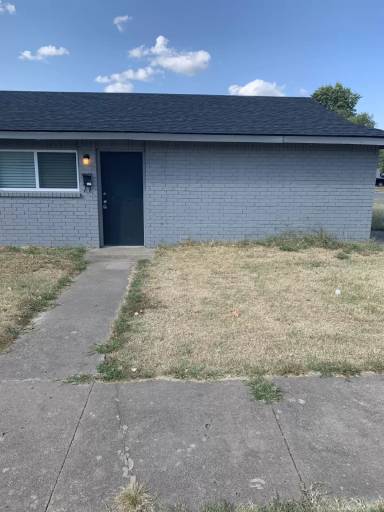 Main picture of 1054 N Irvington Ave