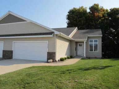 Main picture of 1244 S Village Cir