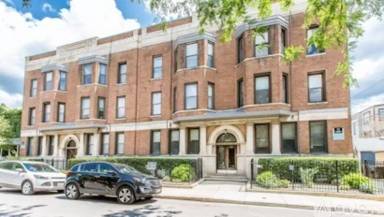 Main picture of 2215 N Clifton