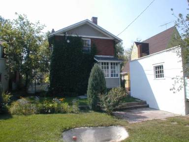 Main picture of 1110 E 19th St