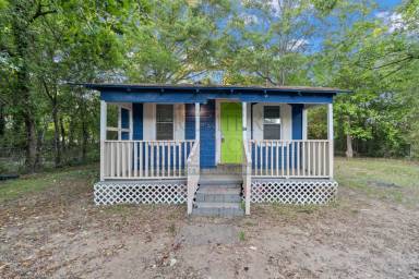 Main picture of 617 32nd St