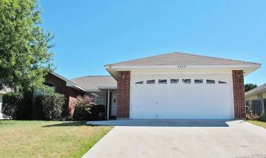 Main picture of 2073 Bentwood Dr