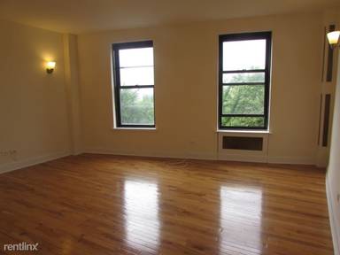 Main picture of 202 Riverside Dr