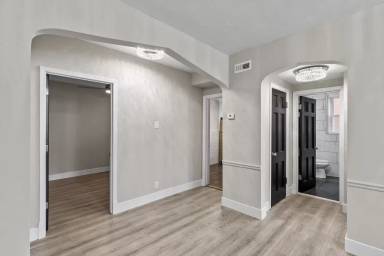 Main picture of 7512 Cromwell Dr Apartments