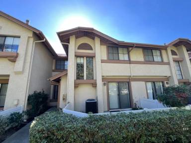 Main picture of 3055 Colt Way