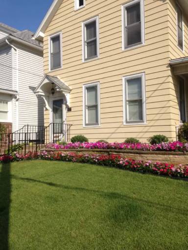 Main picture of 213 W 4th St