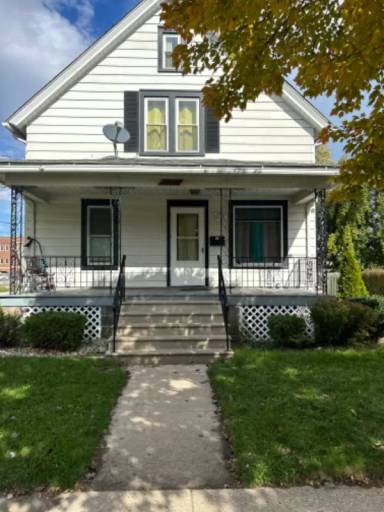 Main picture of 724 43rd St