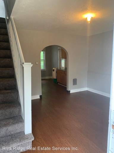 Main picture of 235 Renova St