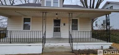 Main picture of 823 S Benton Ave