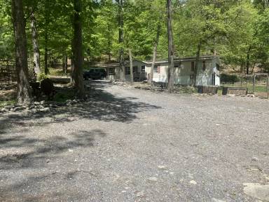 Main picture of 7420 Black Rd