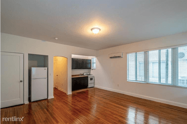 Main picture of 7936 Harding Ave