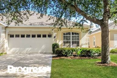 Main picture of 6816 Surrey Oak Dr