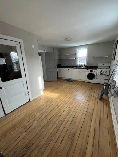 Main picture of 119 N 7th Ave W
