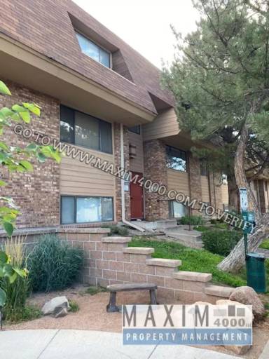Main picture of 1140 Walnut Ave