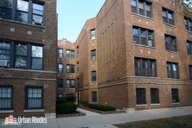 Main picture of 1444 W Byron St & 3900-04 N Janssen Ave