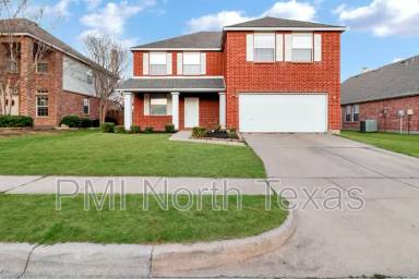 Main picture of 16264 Red River Ln