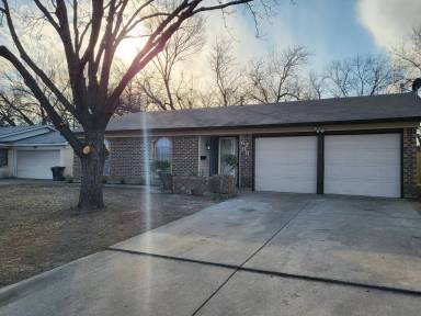 Main picture of 6708 Robindale Rd