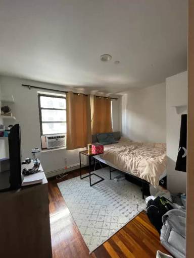 Main picture of 134 Allen St
