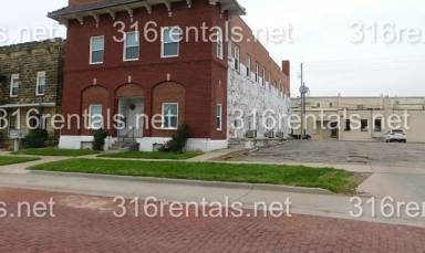 Main picture of 509 N School St