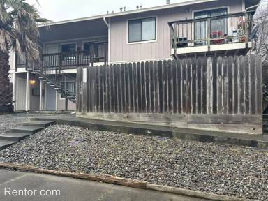 Main picture of 1536 3rd St
