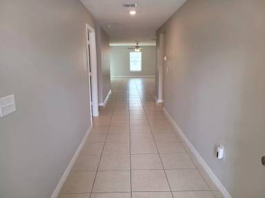 Main picture of 1705 Gopher Tree St