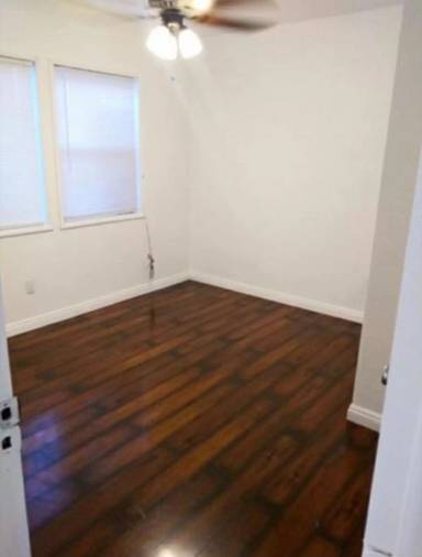 Main picture of 444 E 91st St