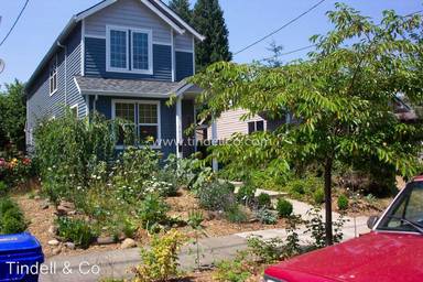 Main picture of 7419 N Westanna Ave