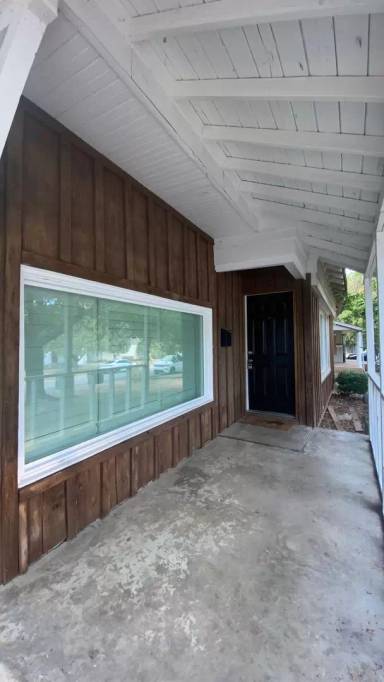 Main picture of 3558 Kell St