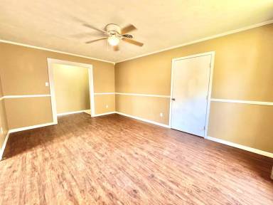 Main picture of 5434 31st St