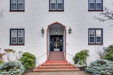 Main picture of 2324 NW Johnson St
