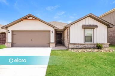 Main picture of 1605 Maroon Dr