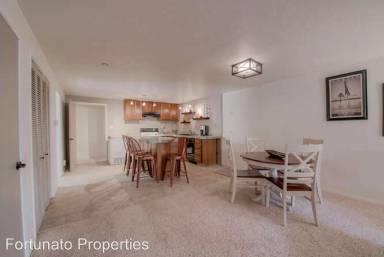 Main picture of 103 Highwood Ter