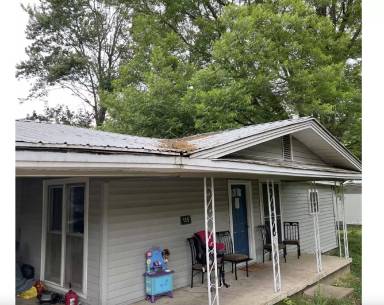 Main picture of 125 Coleman Dr