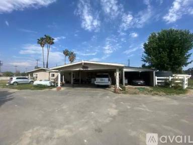 Main picture of 5248 46 St