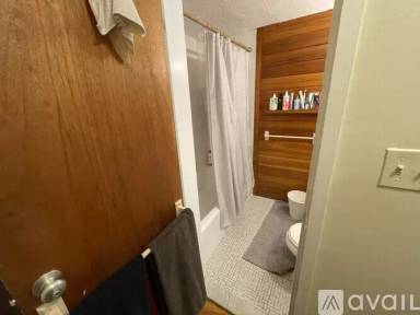 Main picture of 77 Trowbridge St